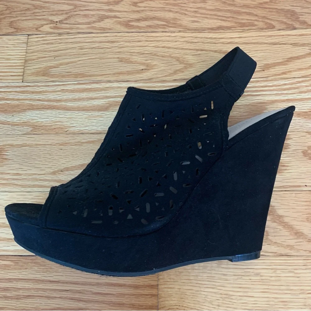 Chinese Laundry platform suede wedges Size 9.5
